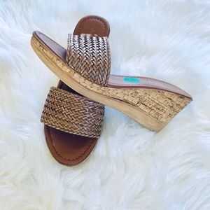 ❤️❤️ FREE Gianatti wedge sandals with $20 bundle